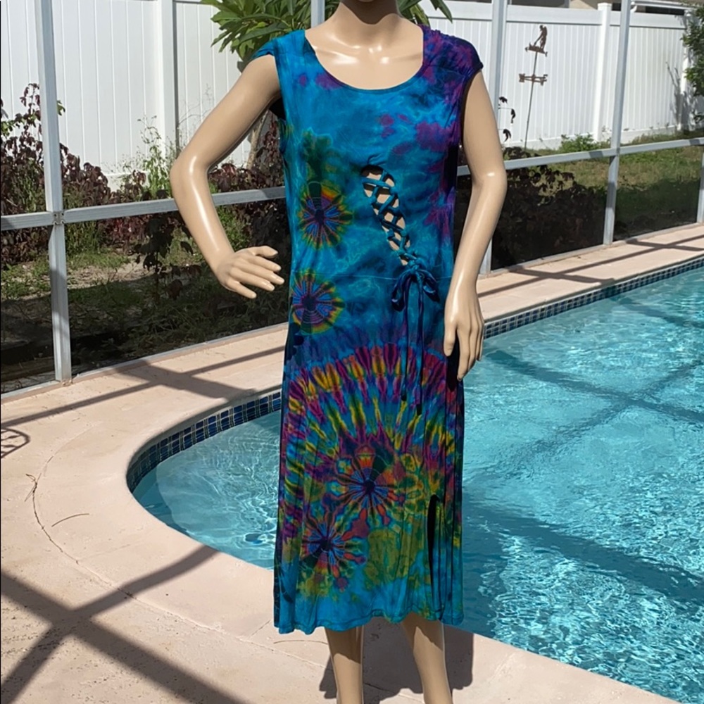 NWOT Reversable Jayli Mudmee Cowl & Lace-Up Dress